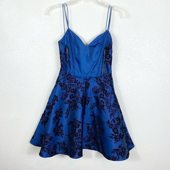 B. Darlin Blue & Black Floral Velvet Open Back A Line Dress - Picture 3 of 6